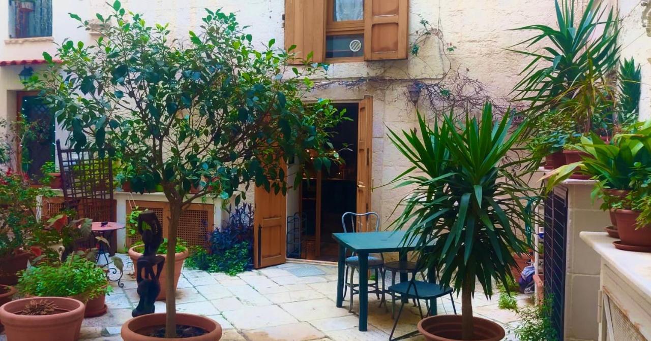 Traditional Apartment In Old City Bari Luaran gambar